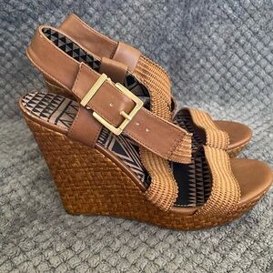 Jessica Simpson wedges